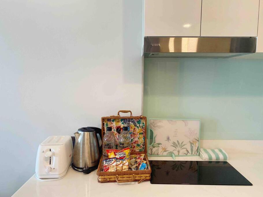 New & Cozy 2 Bedroom @ The Astra Sky River Chiang Mai Buitenkant foto